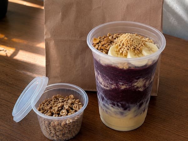 Açaí Iceland 300ml + 2 Complementos Grátis